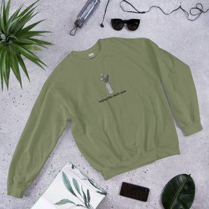 NWT Helping Little Minds Grow Crewneck Sweatshirt, Teacher Sweatshirt